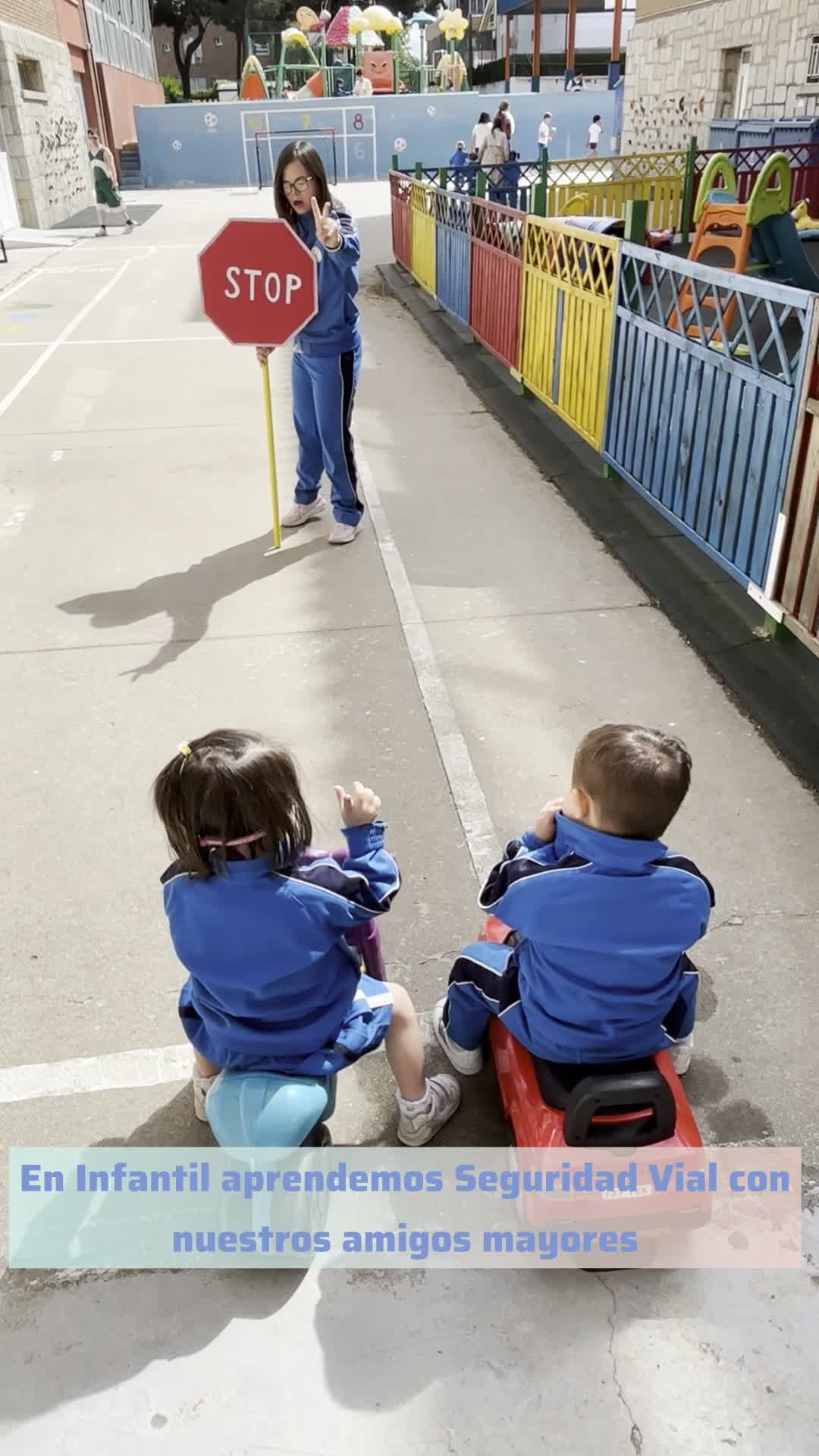 Enseñanzas de mayores a pequeños, aprendemos Seguridad Vial